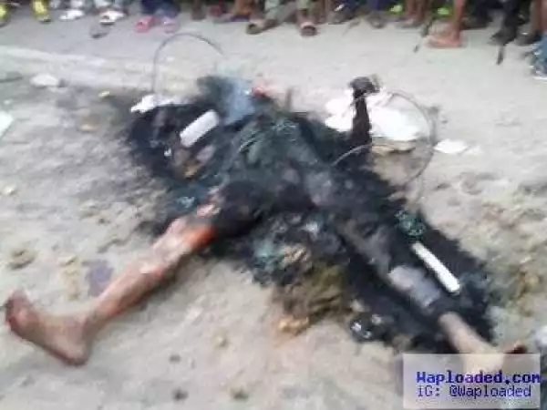 Jungle Justice: Graphic Photos of Robbers Burnt to Death in Warri, Delta State